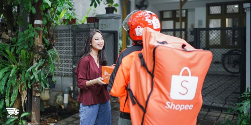 san thuong mai dien tu nop thue thay nguoi ban nha ban hang shopee