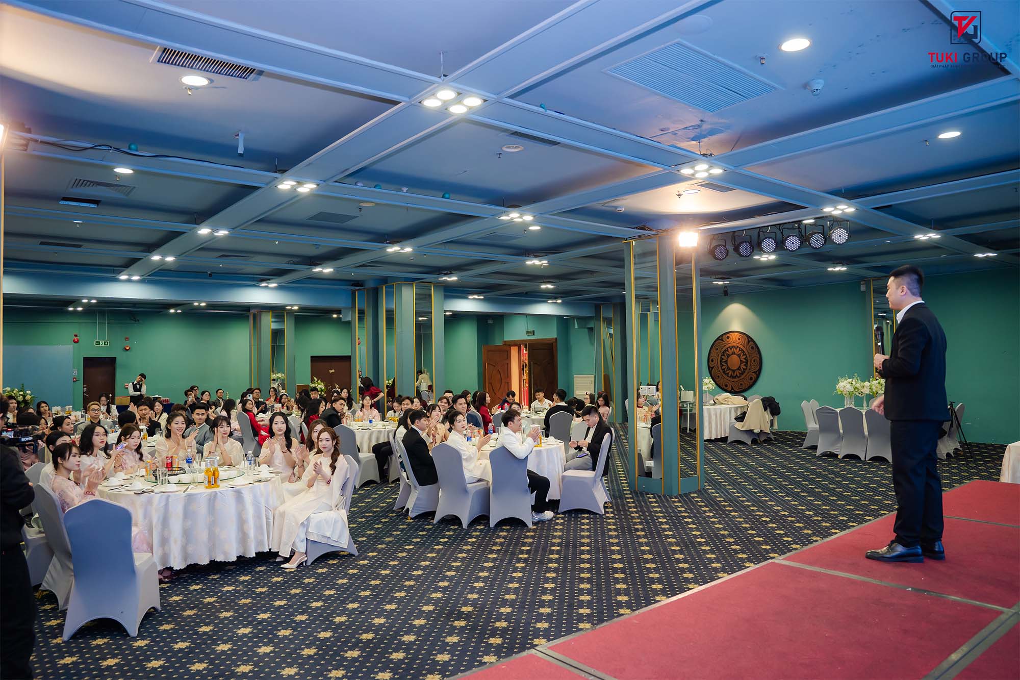 LỜI CẢM ƠN CỦA TUKI GROUP TỚI TOÀN BỘ THÀNH VIÊN CỦA GIA ĐÌNH TUKI 3 dich vu giai phap kinh doanh thuong mai dien tu shopee tuki group_0000__STU1937