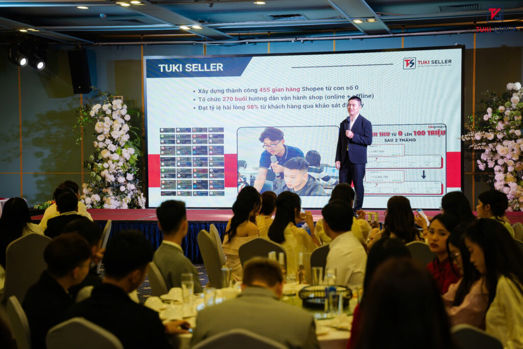 year-end-party-tuki-group-2024