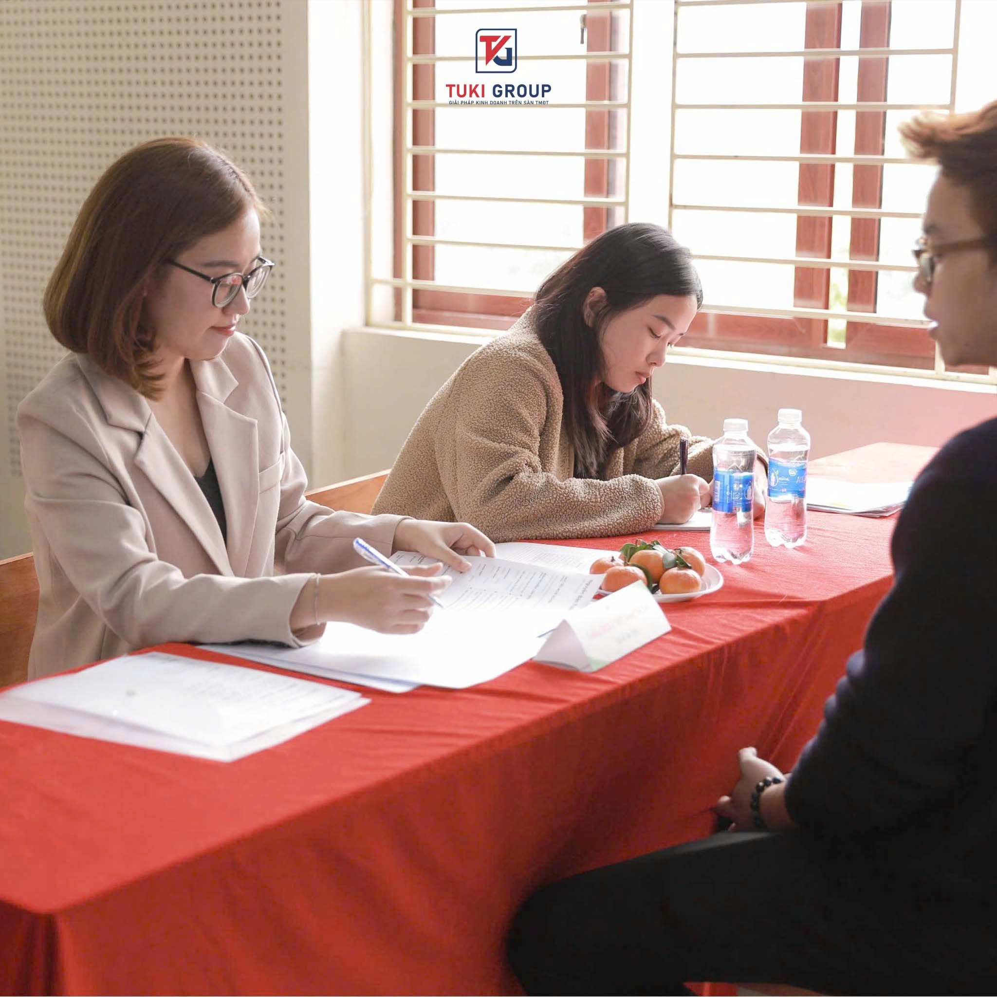 Ngày Hội Tuyển Dụng Của Tuki Group cùng AJC 1 Ngày hội tuyển dung của Tuki Group tại Học Viện Báo Chí và Tuyên Truyền