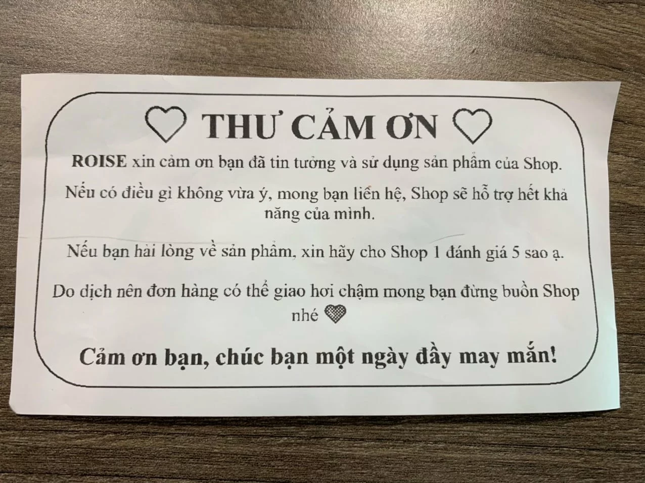 Thiệp cảm ơn- cách để khách hàng đánh giá sản phẩm trên Shopee