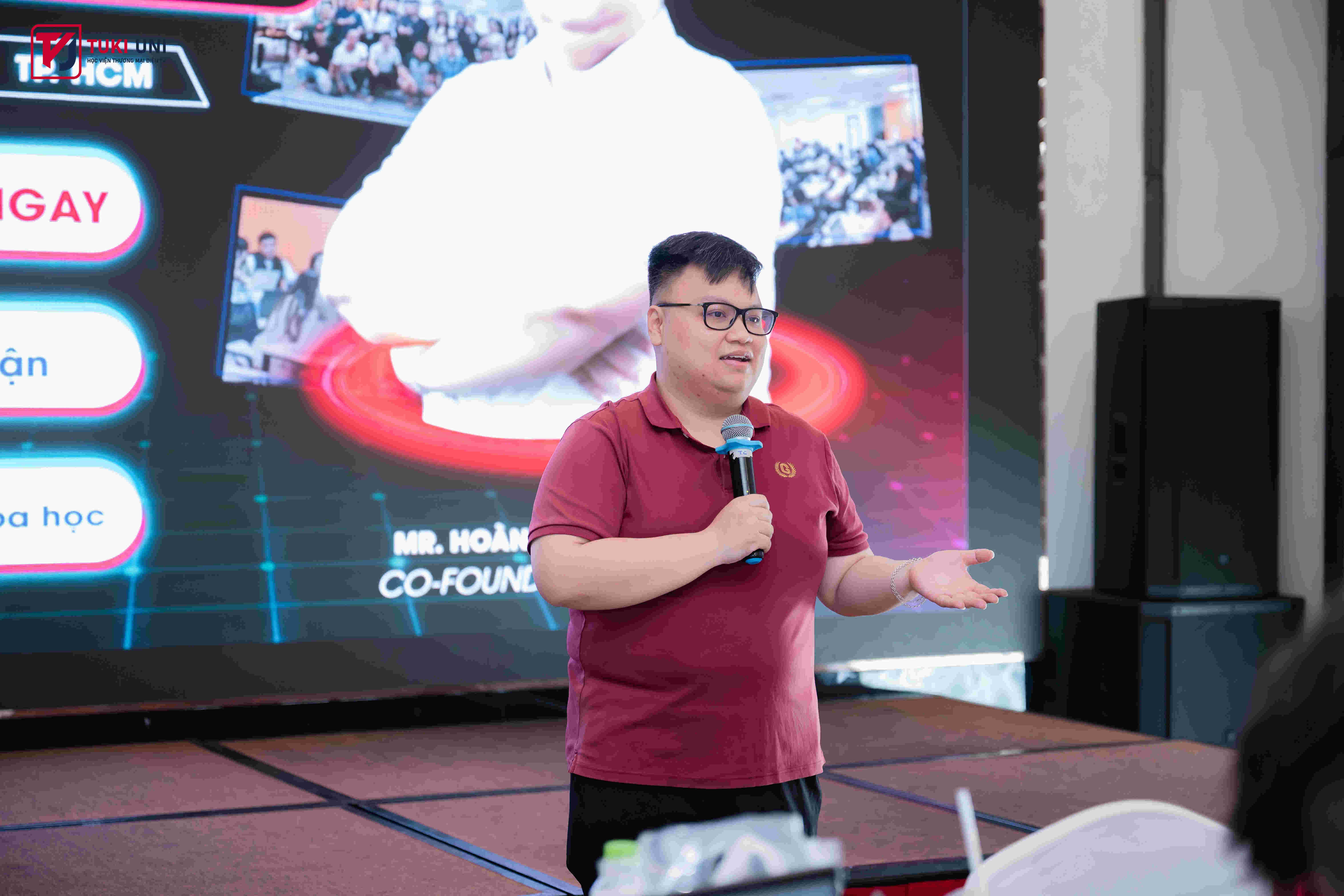 Hình ảnh lớp học TikTok Shop Business Master 2026 4
